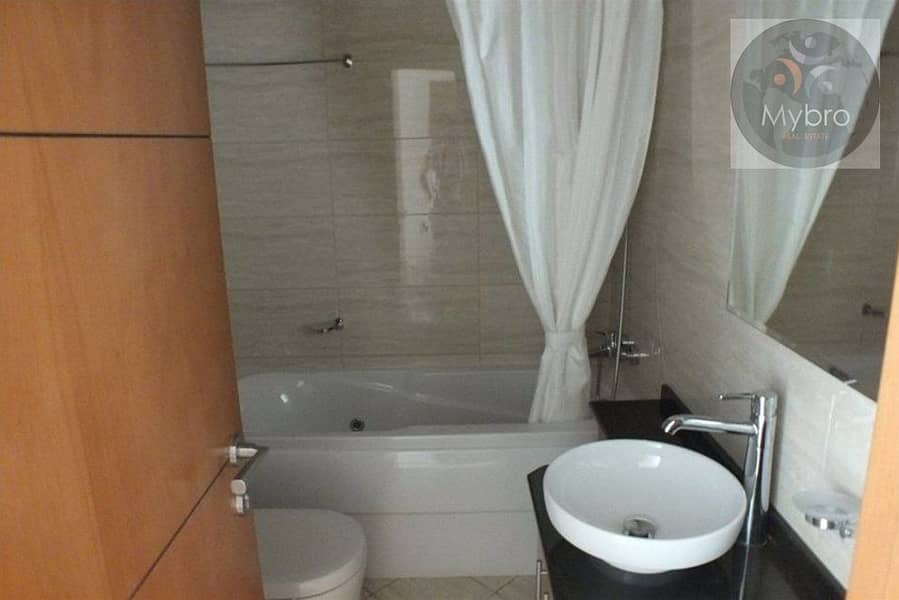 9 Bathroom-2. jpg