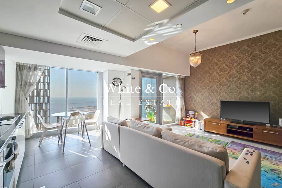 Full Sea Views | Vacant | Great Location Full Sea Views | Vacant | Great Location