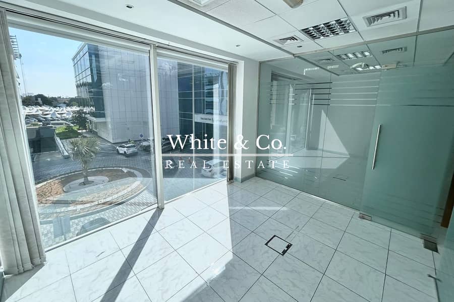 PRIME LOCATION | DDA LICENSE | VACANT PRIME LOCATION | DDA LICENSE | VACANT