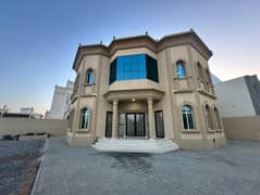فیلا في الرفاع 5 غرف 120000 درهم - 11615149