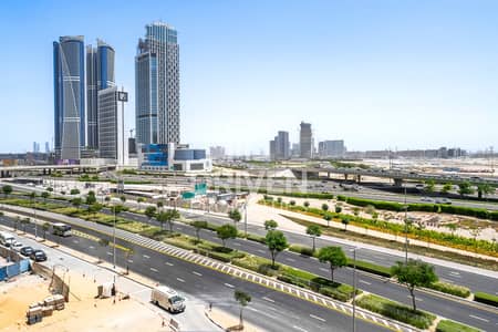 استوديو  للبيع في الخليج التجاري، دبي - شقة في برج ويفز،الخليج التجاري 1100000 درهم - 11615179