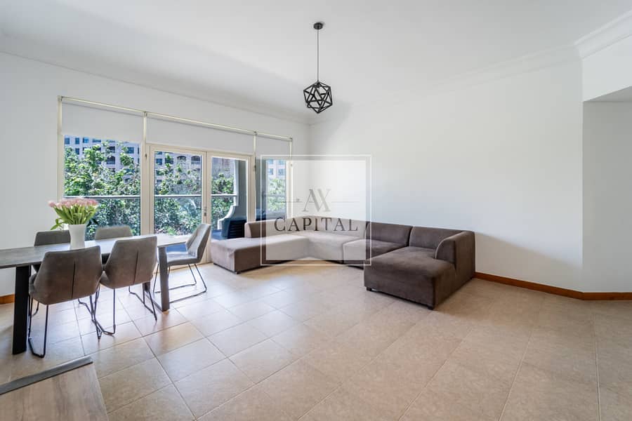 Beach access | Spacious 2 Bedroom | Bright Beach access | Spacious 2 Bedroom | Bright