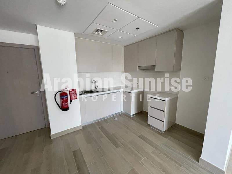 3 Waters edge 1BR, B13-301 kitchen. jpg