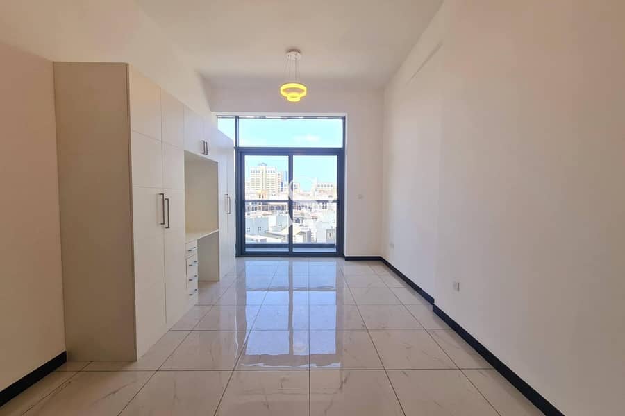 Unfurnished | Lower floor | Near to circle mall Unfurnished | Lower floor | Near to circle mall