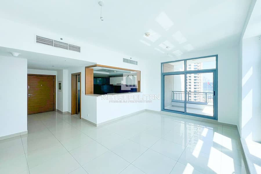 Corner Unit | Vacant | Community and Pool View Corner Unit | Vacant | Community and Pool View