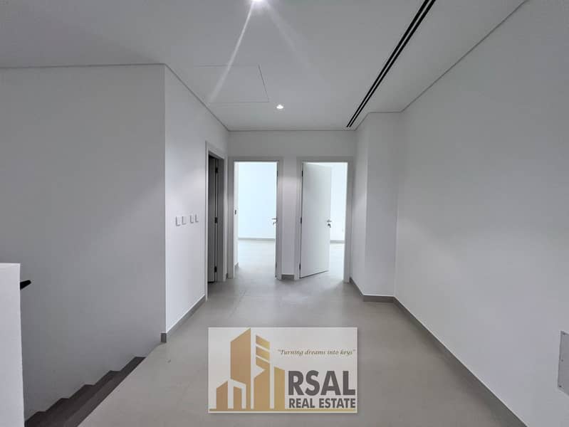 2 ea6de273-e36b-4820-ac9f-4e4bc0a8aa53. jpg