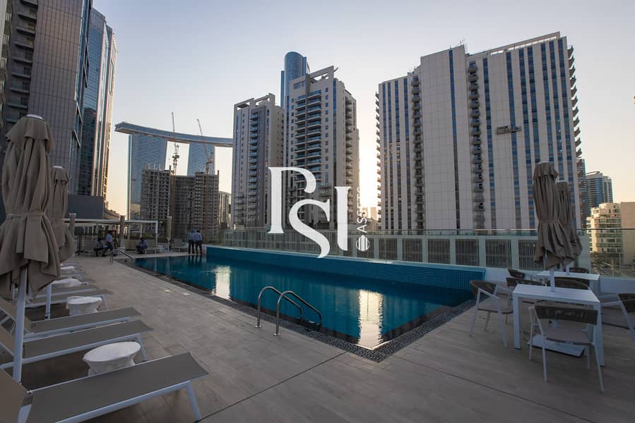 3 Reflection Tower-Shams-Abu-Dhabi-Al-Reem-Island-pool-area (5). jpg