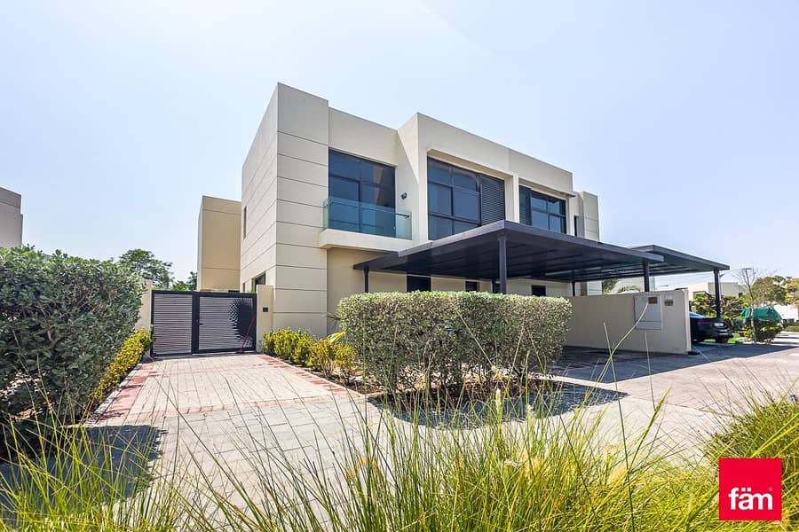 位于达马克山庄,公园别墅,田野别墅区 4 卧室的别墅 6200000 AED - 11619972 位于达马克山庄,公园别墅,田野别墅区 4 卧室的别墅 6200000 AED - 11619972