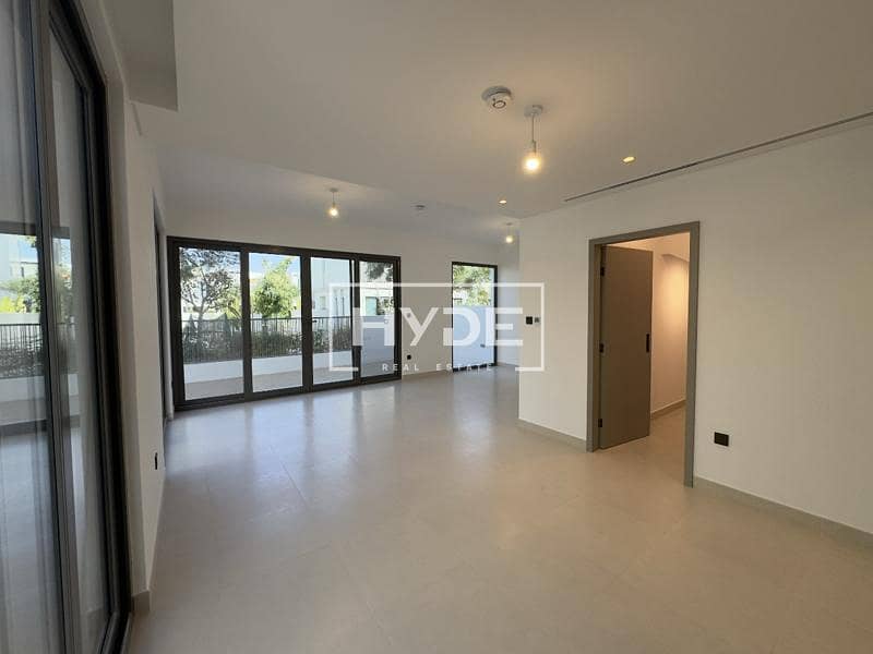 位于蒂拉尔阿尔加夫综合社区,奥拉别墅区 4 卧室的别墅 340000 AED - 11620072 位于蒂拉尔阿尔加夫综合社区,奥拉别墅区 4 卧室的别墅 340000 AED - 11620072