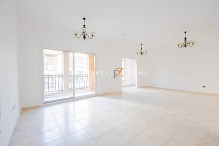 2 Bedroom Apartment for Sale in Jumeirah Village Circle (JVC), Dubai - INVESTMENT OPPORTUNITY | UNFURNISHED | READY