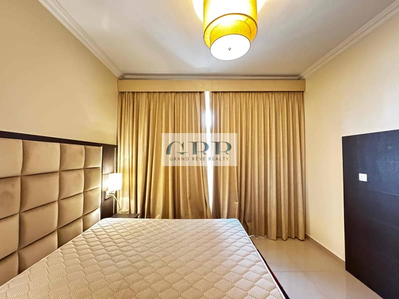 10 865c6dac-ff2d-4a33-9c23-6fb2d00f2716. jpg
