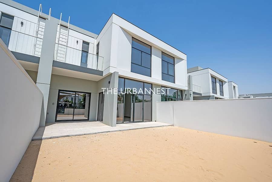 Backing Community Park | Type A | 3 Bedroom Backing Community Park | Type A | 3 Bedroom