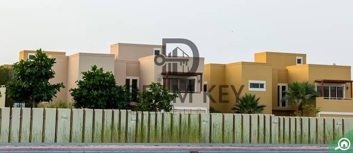 Spacious 3 BR Townhouse in Yasmina