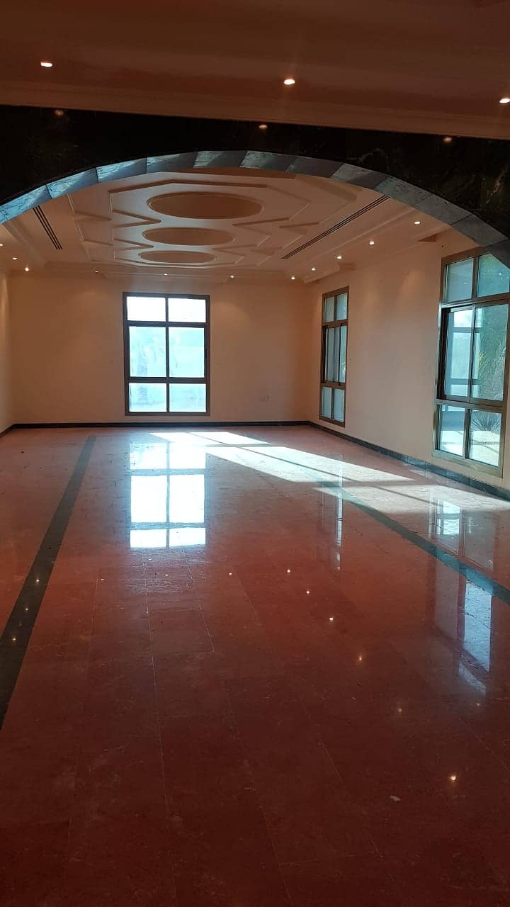 15 ***** Beautiful 5bhk Single Storey Villa available for rent in Muwafjah area *****