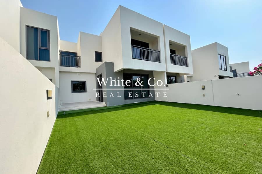 位于迪拜山庄,枫叶社区,枫叶3区 3 卧室的联排别墅 230000 AED - 11623234 位于迪拜山庄,枫叶社区,枫叶3区 3 卧室的联排别墅 230000 AED - 11623234