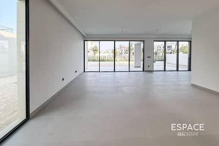 4 Bedroom Villa for Rent in Tilal Al Ghaf, Dubai - Ready to move in | Luxurious | Family Community