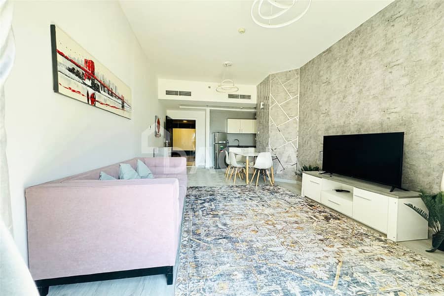 FULLY RENOVATED | STUNNING 1BHK | CALL TO VIEW FULLY RENOVATED | STUNNING 1BHK | CALL TO VIEW