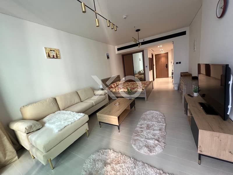 Vacant | Brand New | Fully Furnished Vacant | Brand New | Fully Furnished