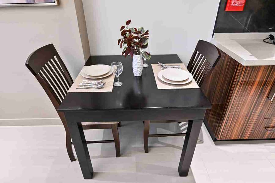 Stylish Downtown Dubai Stay - Image 23