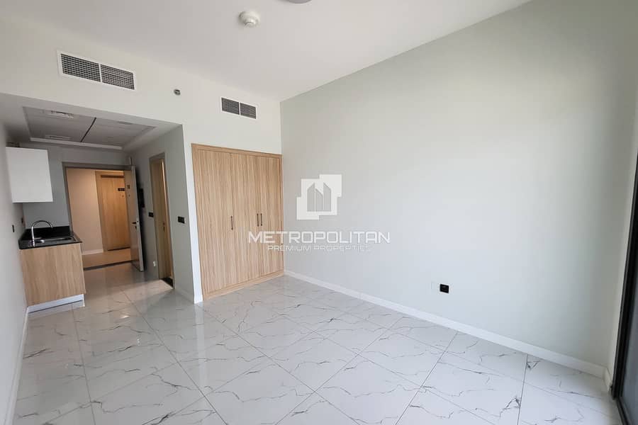 Spacious Studio | Unfurnished | Vacant Spacious Studio | Unfurnished | Vacant