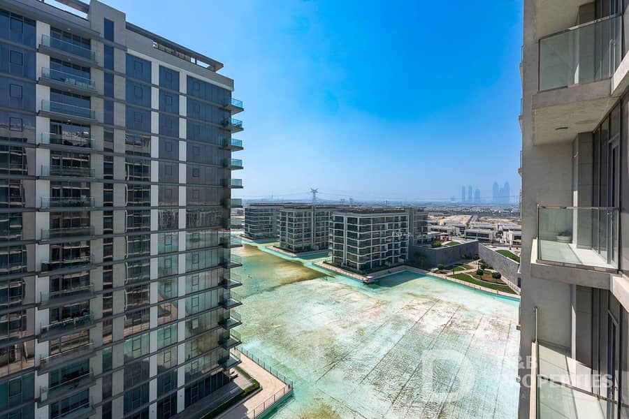 Upgraded | Great Price | High Floor Upgraded | Great Price | High Floor