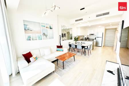 2 Bedroom Flat for Sale in Jumeirah Village Circle (JVC), Dubai - Vacant on Transfer | High Floor | Furnished