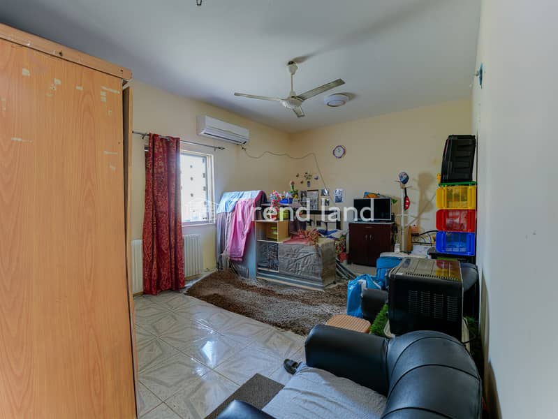 15 Room 5-1. jpg