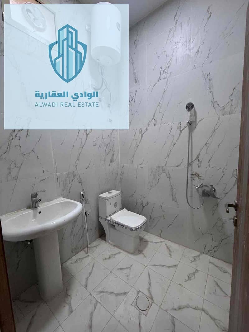 12 832fc188-0fa0-4aaa-976b-15303999db45. jpg