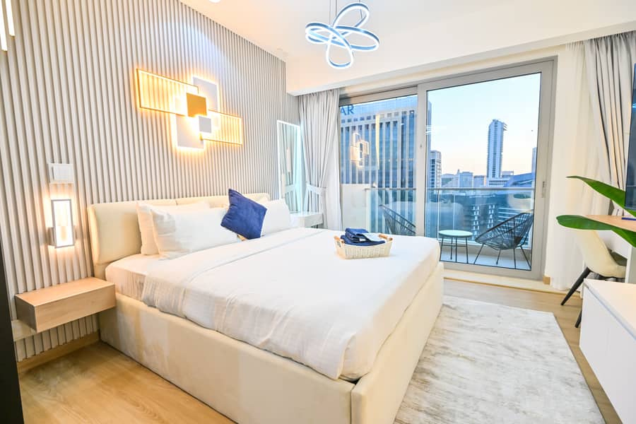 6 Bed 1. jpg