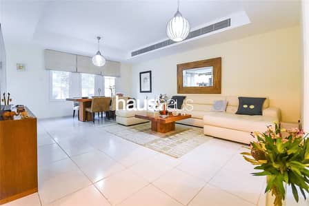 3 Bedroom Villa for Sale in The Springs, Dubai - Hot Deal | Clean Villa | Quiet Location | 3 Bedroom Villa for Sale in The Springs, Dubai - Hot Deal | Clean Villa | Quiet Location |