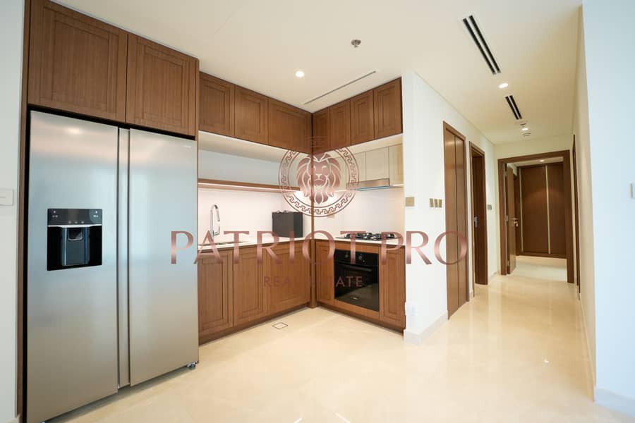 2 KITCHEN ZOOM. jpg