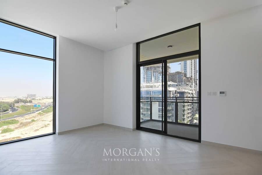 Vacant | Mid-Floor | Ready to Move | Open View Vacant | Mid-Floor | Ready to Move | Open View