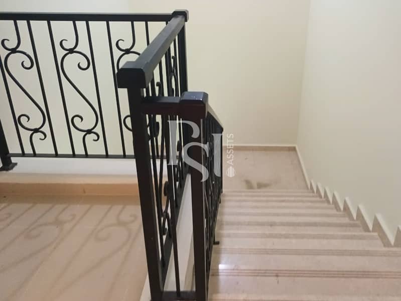 3 3br-villa-bloom-garden-abu-dhabi-stairs. JPG