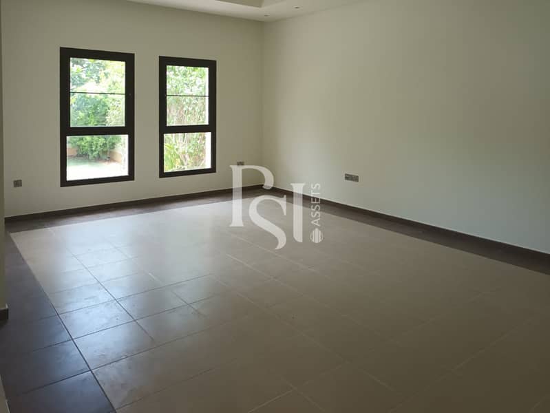 5 3br-villa-bloom-garden-abu-dhabi-living-area (3). JPG