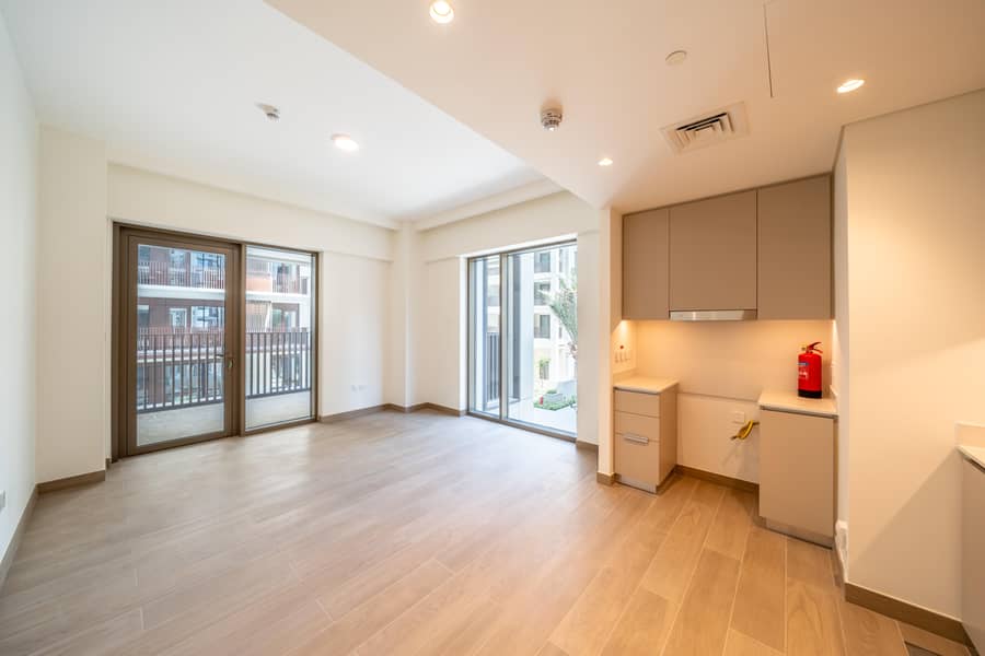 Great Deal | Vacant | Lagoon Beach Access Great Deal | Vacant | Lagoon Beach Access