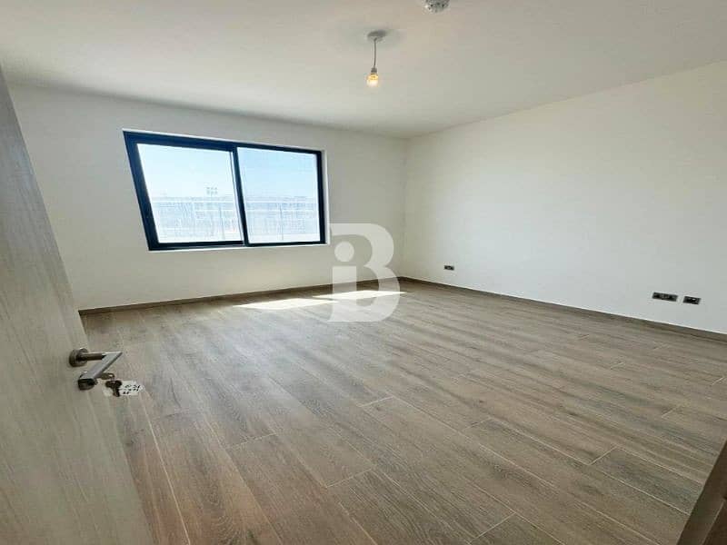 位于雅斯岛,诺亚-维瓦 2 卧室的联排别墅 2800000 AED - 11627513 位于雅斯岛,诺亚-维瓦 2 卧室的联排别墅 2800000 AED - 11627513