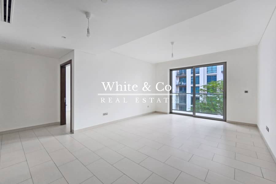 Large Layout | Park View | Bright Unit Large Layout | Park View | Bright Unit