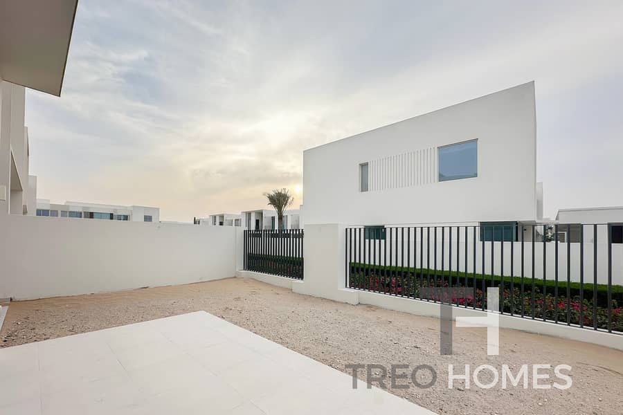 Таунхаус в Валли,Талиа, 4 cпальни, 200000 AED - 11629012 Таунхаус в Валли,Талиа, 4 cпальни, 200000 AED - 11629012