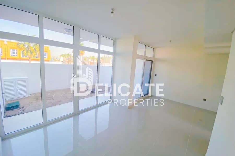 3 Residence 2-12. jpg