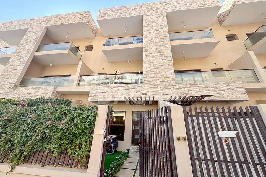 位于朱美拉环形村(JVC),JVC第10区,公园别墅区 4 卧室的联排别墅 3200000 AED - 11629797 位于朱美拉环形村(JVC),JVC第10区,公园别墅区 4 卧室的联排别墅 3200000 AED - 11629797
