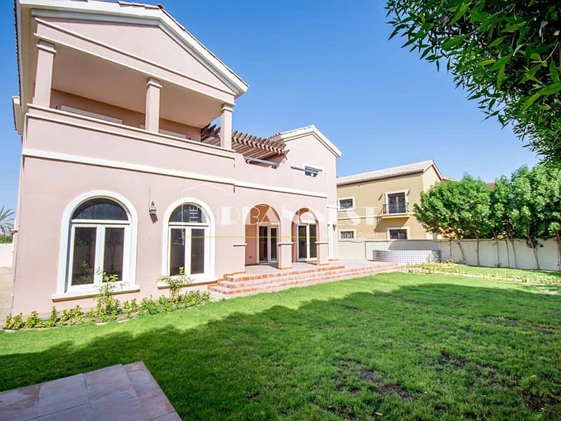 Best deal and location for Valencia Villa