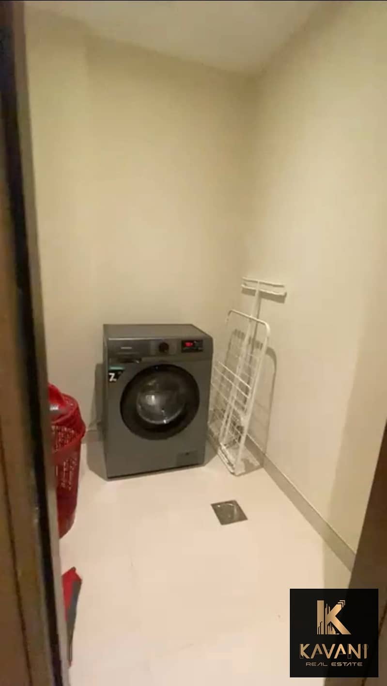 18 5060c7fd-dd2c-4559-85a2-8f48fa1b5f47. jpeg