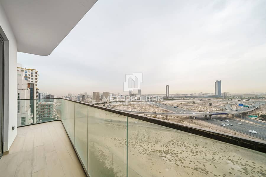 Spacious Layout | Prime Location | High Floor Spacious Layout | Prime Location | High Floor