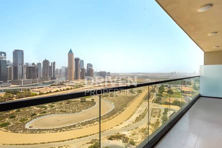 2 Bedroom Apartment for Sale in Business Bay, Dubai - Skyline View | Investor Deal | High Floor