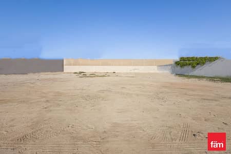 Plot for Sale in Jumeirah, Dubai - No Agents | Near Mercato | Quiet Location