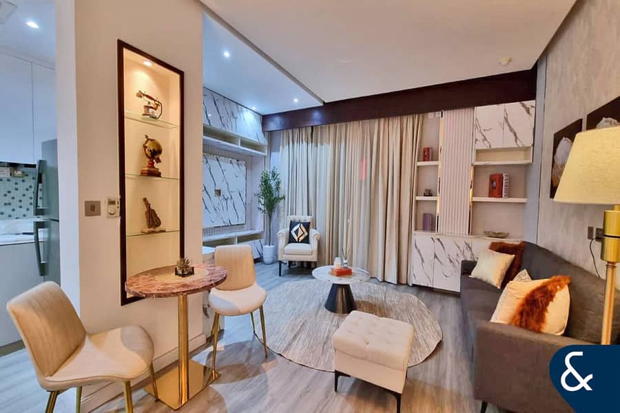 One Bedroom | Large Balcony | Upgraded