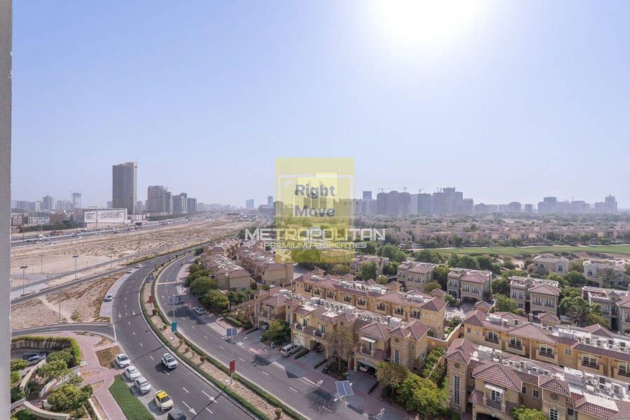 17 Apartment-Tennis-Tower-12. jpg