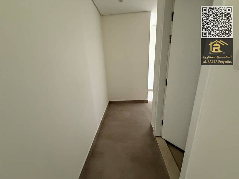 12 dc4190c2-7a28-4964-a1e6-161ba6f4c18e. jpg