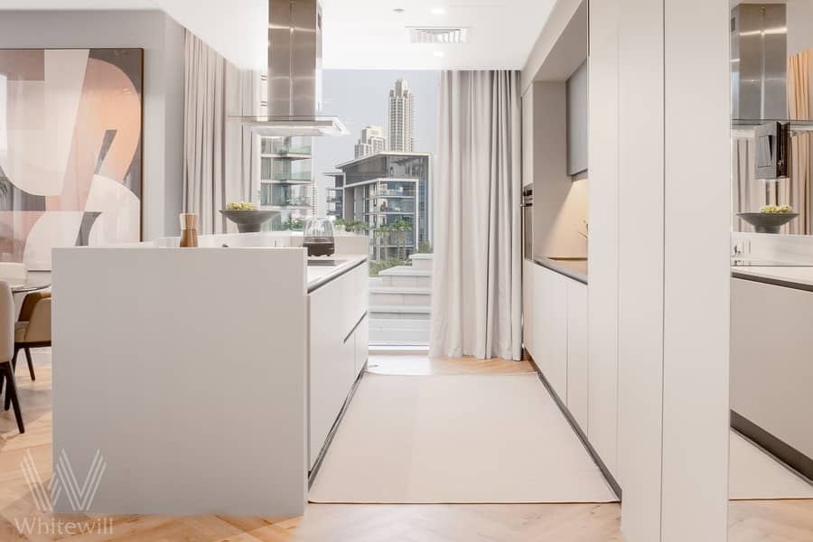 13 Kitchen_. jpg