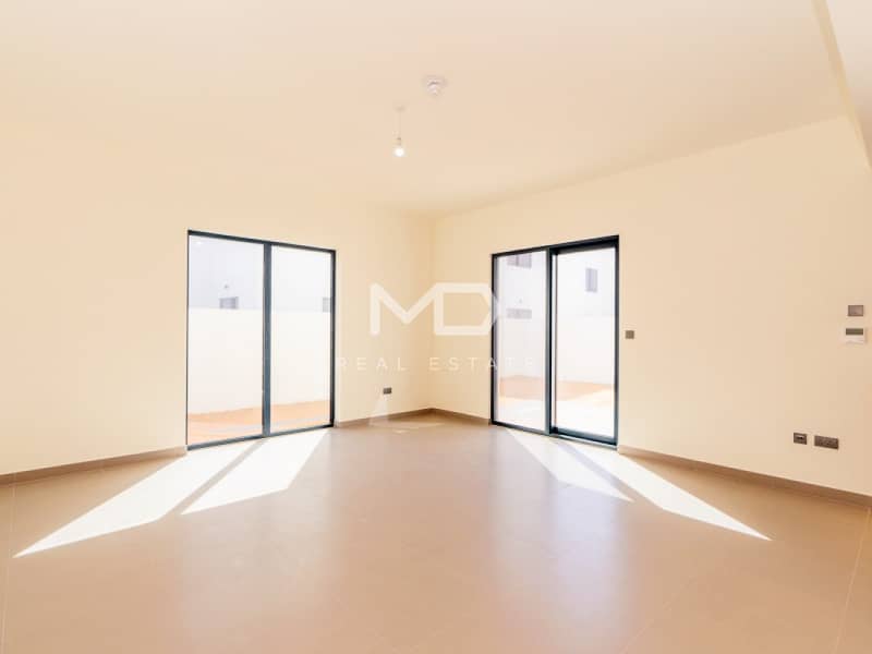 Vacant | First Tenant | Prime Location Vacant | First Tenant | Prime Location